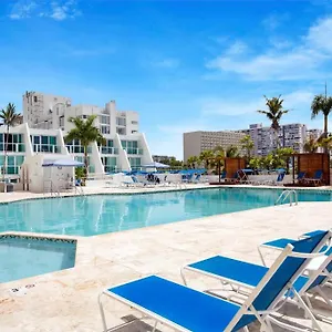 https://luxe-spacious-and-modern-3br-with-ocean-views.greaterantilleshotels.net